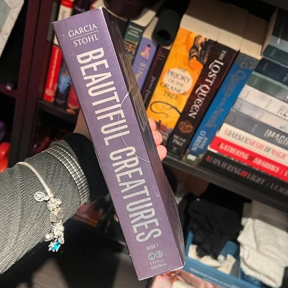 Beautiful Creatures by Kami Garcia & Margaret Stohl complete series - Picture 3 of 4